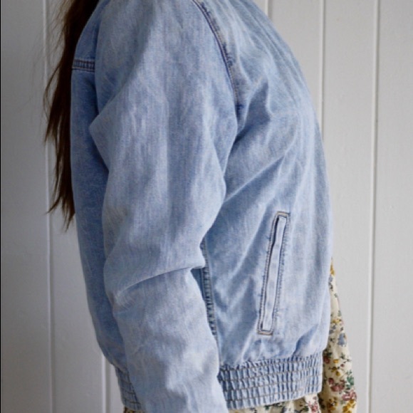 Medium American Eagle Cotton Lined Jean Jacket - Picture 4 of 4